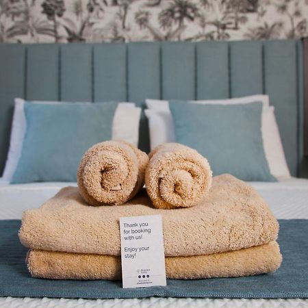 Phaedrus Living Executive Kriel Suites 001 Athens Ngoại thất bức ảnh