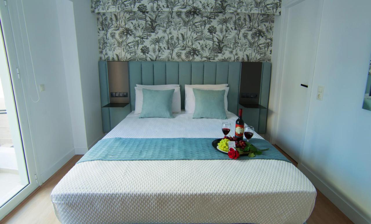 Phaedrus Living Executive Kriel Suites 001 Athens Ngoại thất bức ảnh