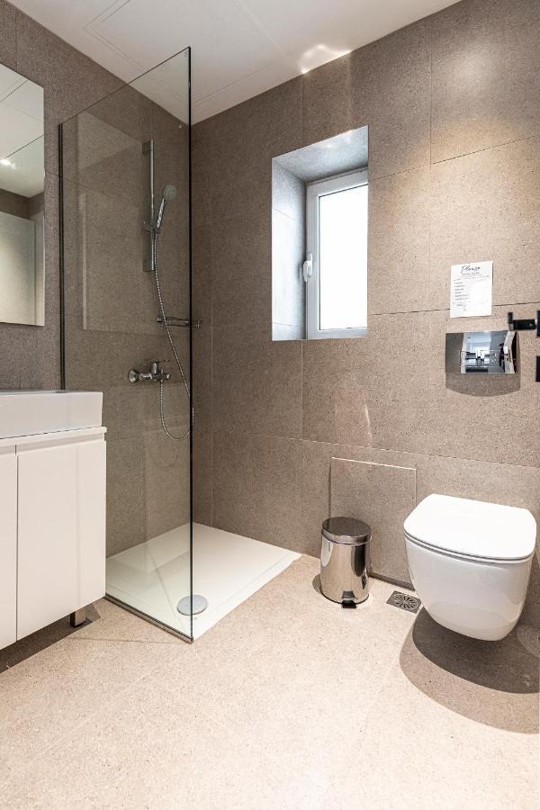 Phaedrus Living Executive Kriel Suites 001 Athens Ngoại thất bức ảnh