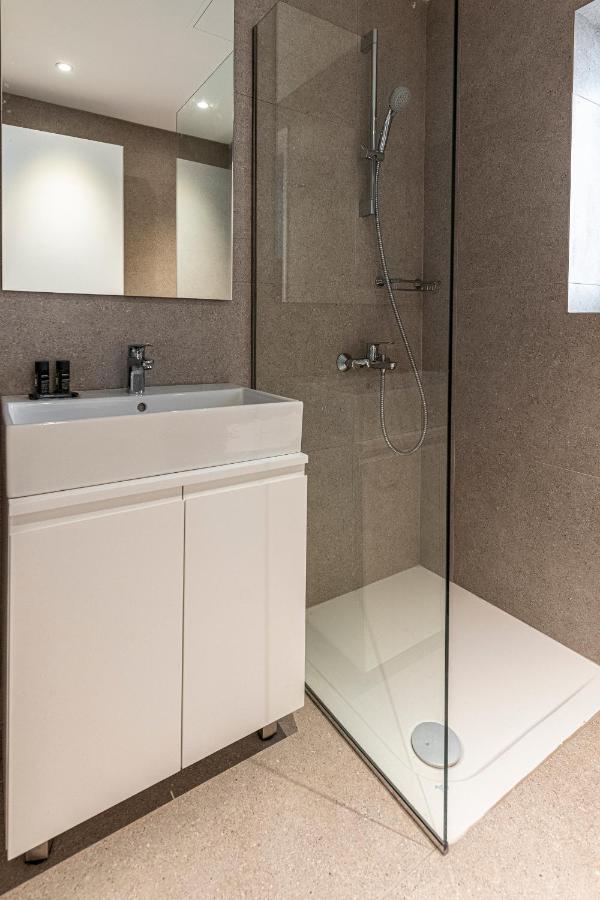Phaedrus Living Executive Kriel Suites 001 Athens Ngoại thất bức ảnh